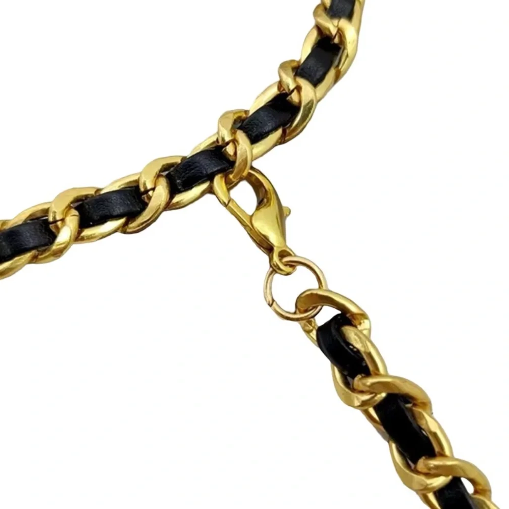 🌸LIKE NEW🌸 Anthropologie Gold Chain Charm Belt with Mini Purse, Size OS - Picture 8 of 11
